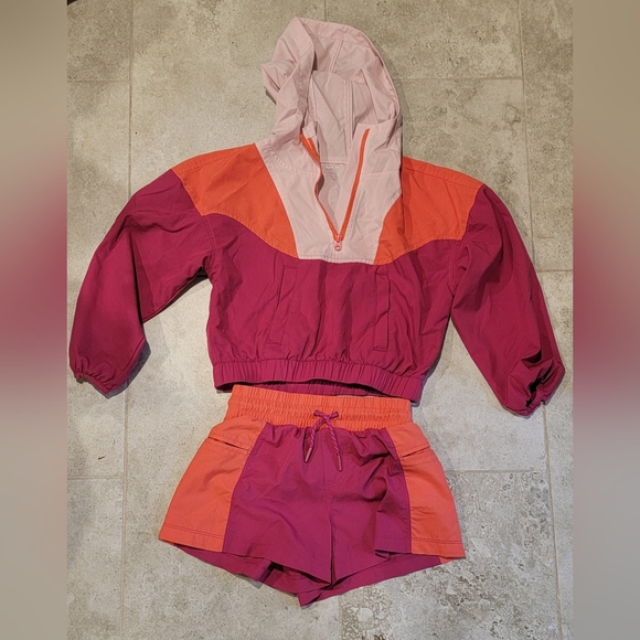 Old Navy Other - Old Navy Quarter Zip Jacket And Shorts Set